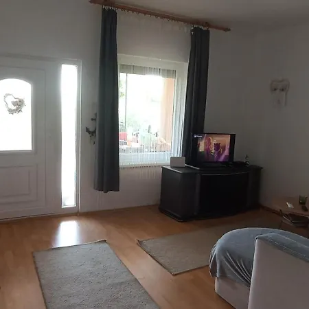Krezo Haz Holiday home Gyenesdias
