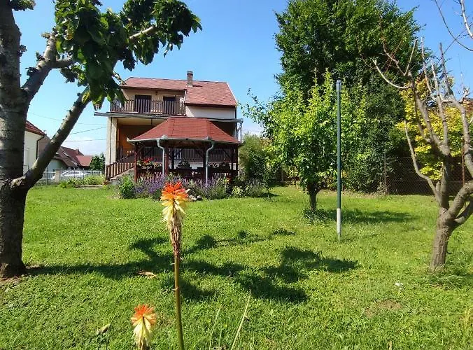 Krezo Haz Hébergement de vacances *