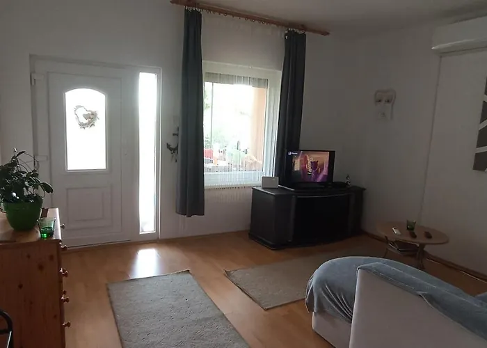 Krezo Haz Holiday home Gyenesdias