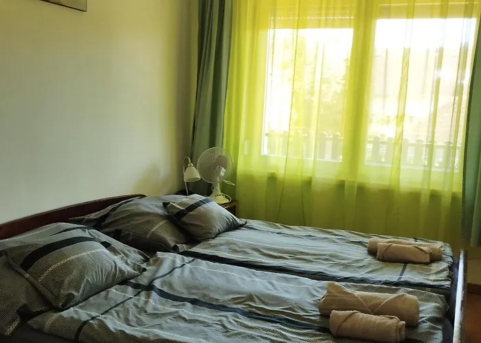 Hébergement de vacances Krezo Haz